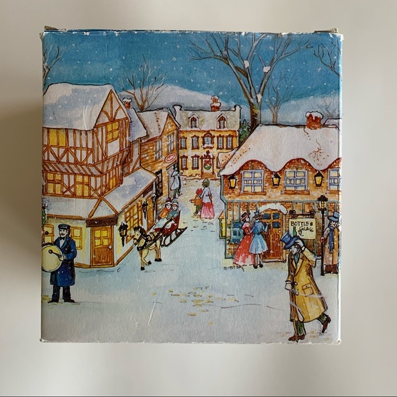 Vintage Dickensville Collectable Lighted House - Picture 9 of 12